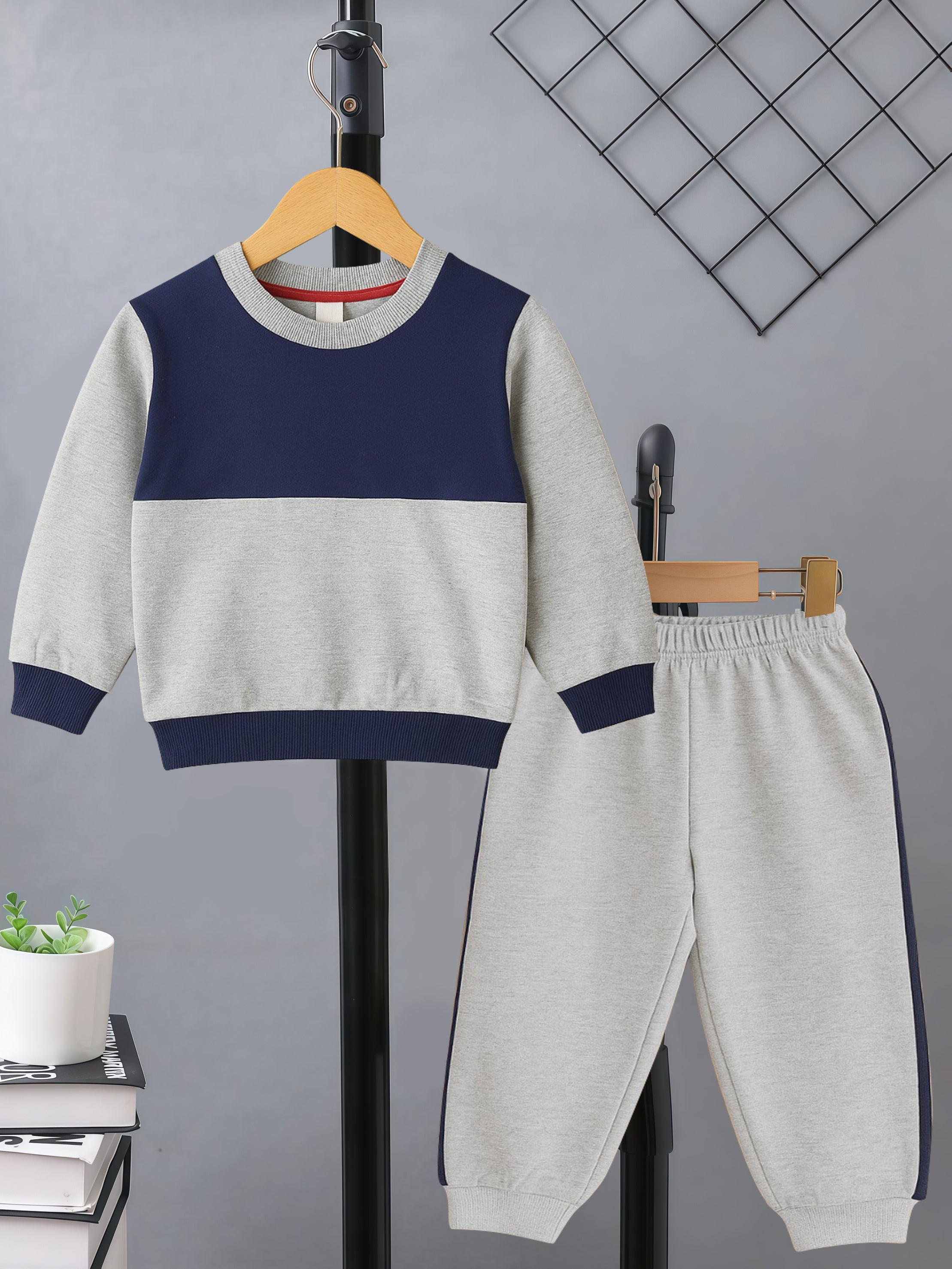 Kids 2-Piece Fleece Sweatshirt with Joggers